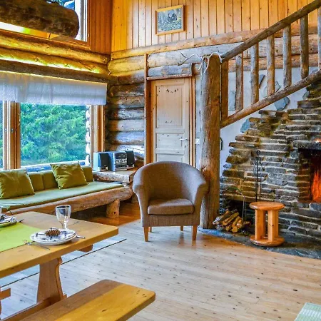 Holiday home Holiday Rukajarven Kelopirtit Karpalo